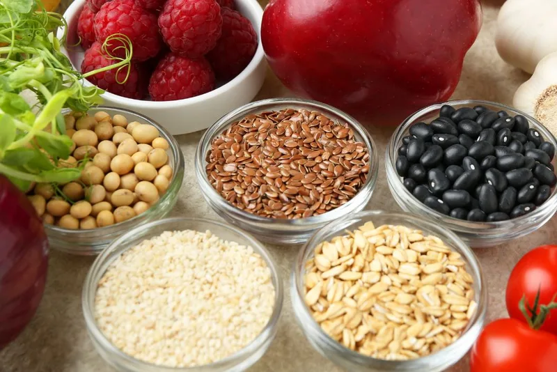 المغذيات العلاجية والمكملات الغذائية